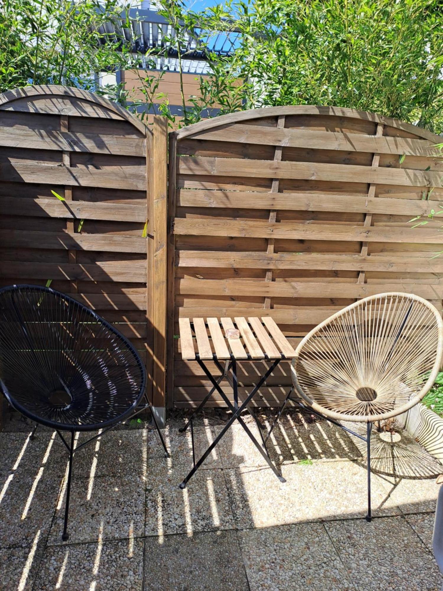 Joli Au Calme Dans Un Jardin Privatif * Ouistreham